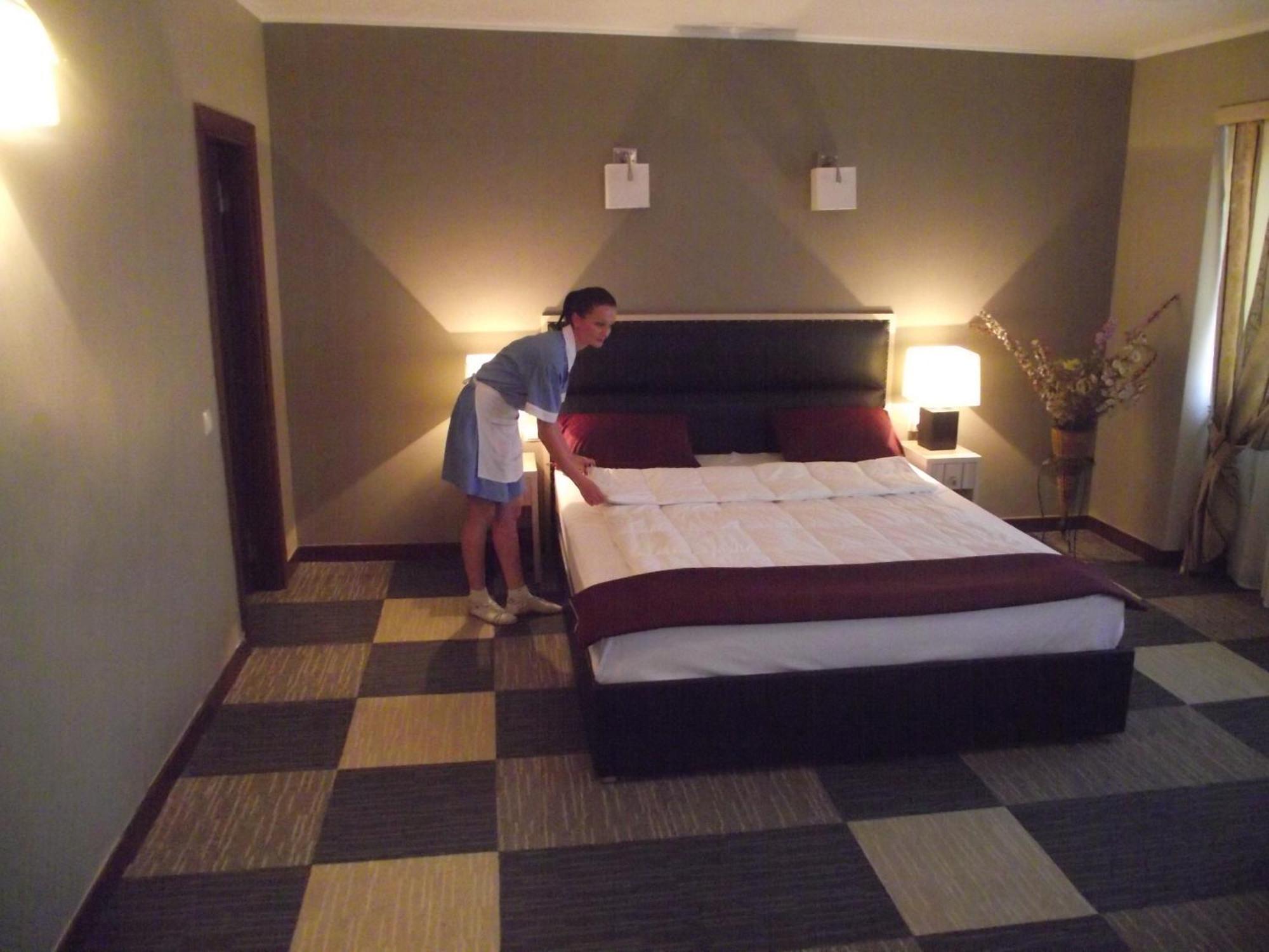 Aktau Hotel Zewnętrze zdjęcie