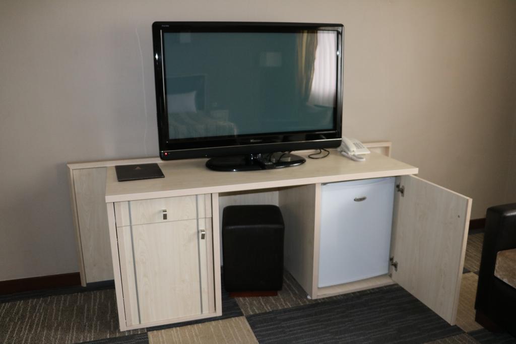 Aktau Hotel Zewnętrze zdjęcie