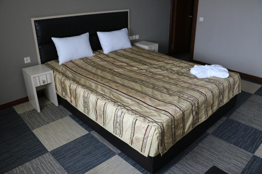 Aktau Hotel Zewnętrze zdjęcie