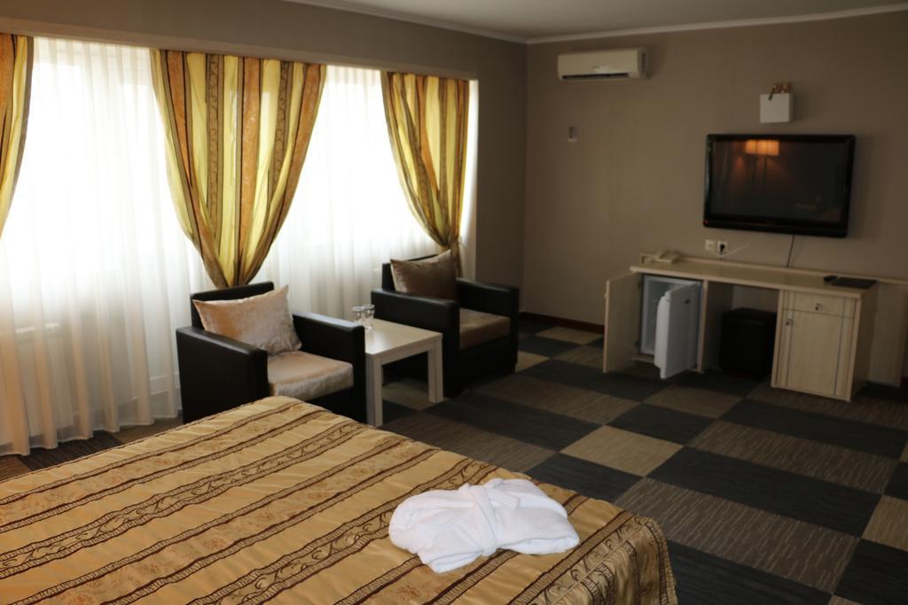 Aktau Hotel Zewnętrze zdjęcie